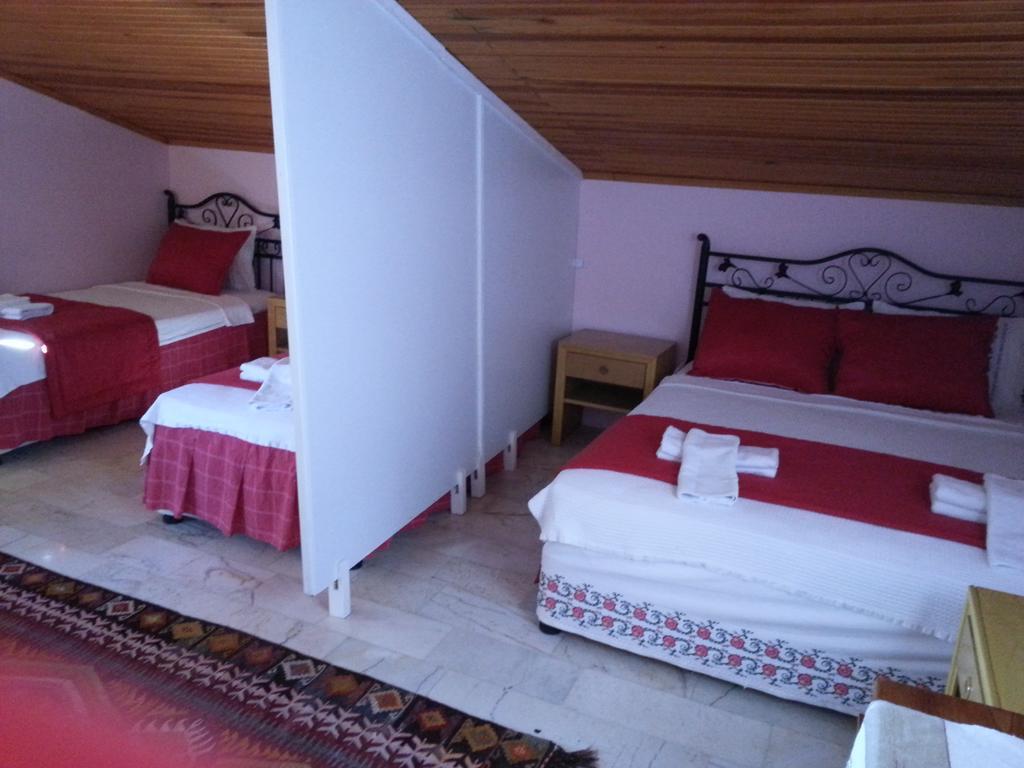 Antik Motel Алачати Экстерьер фото